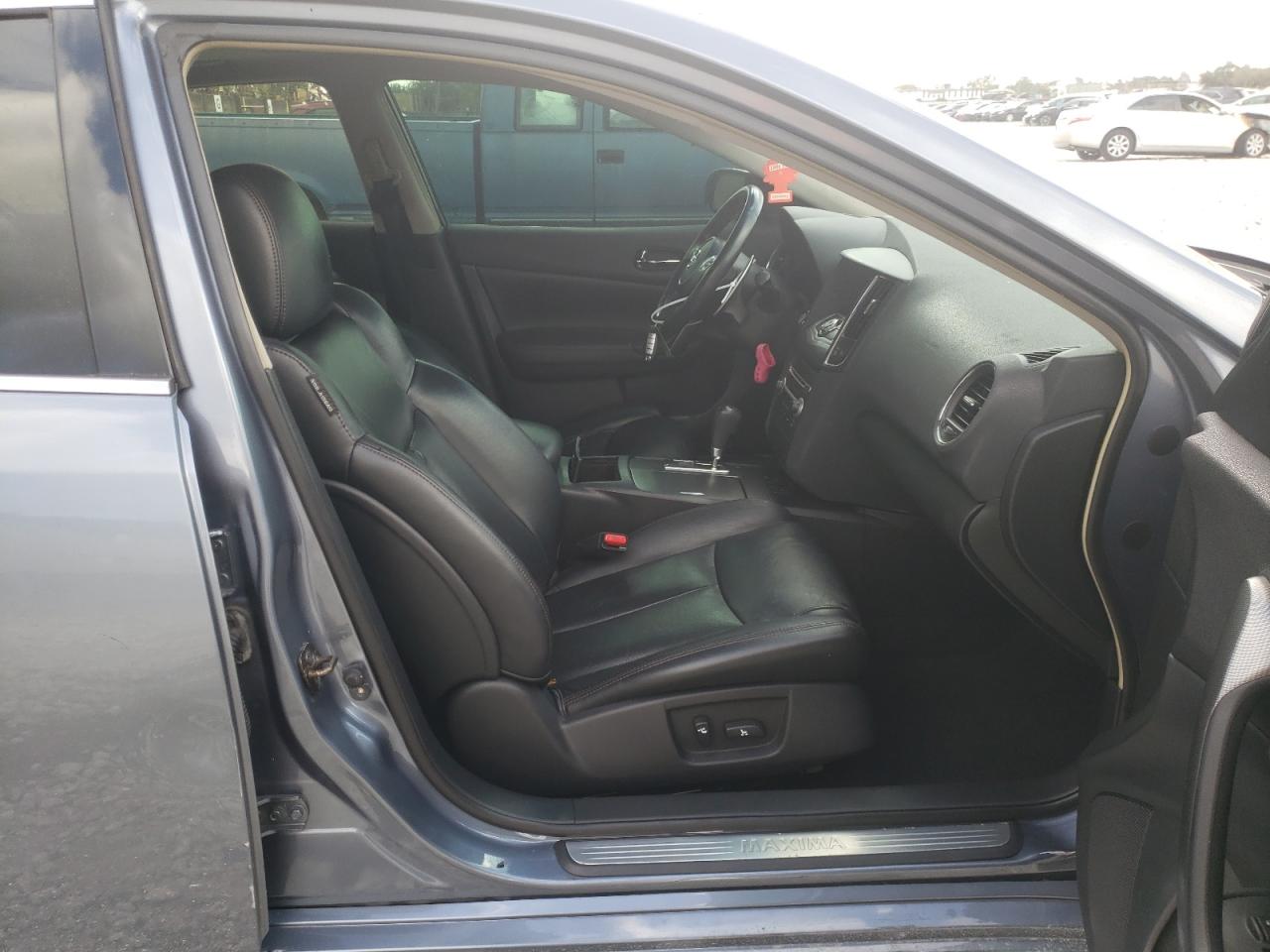 Photo 5 from auction – 2010 NISSAN MAXIMA S with VIN 1N4AA5AP1AC802492