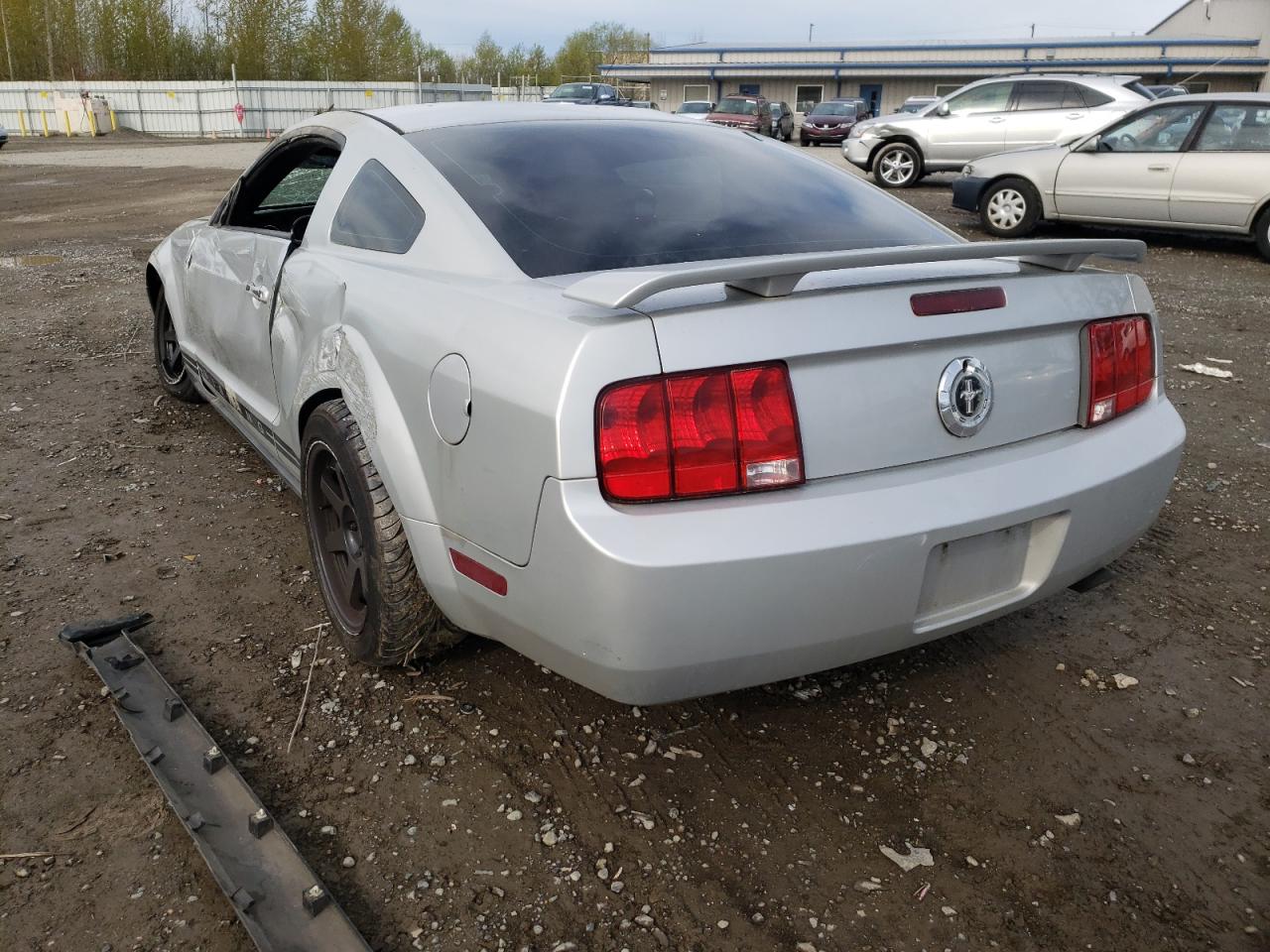 Photo 3 from auction – 2005 FORD MUSTANG with VIN 1ZVFT80N655115351
