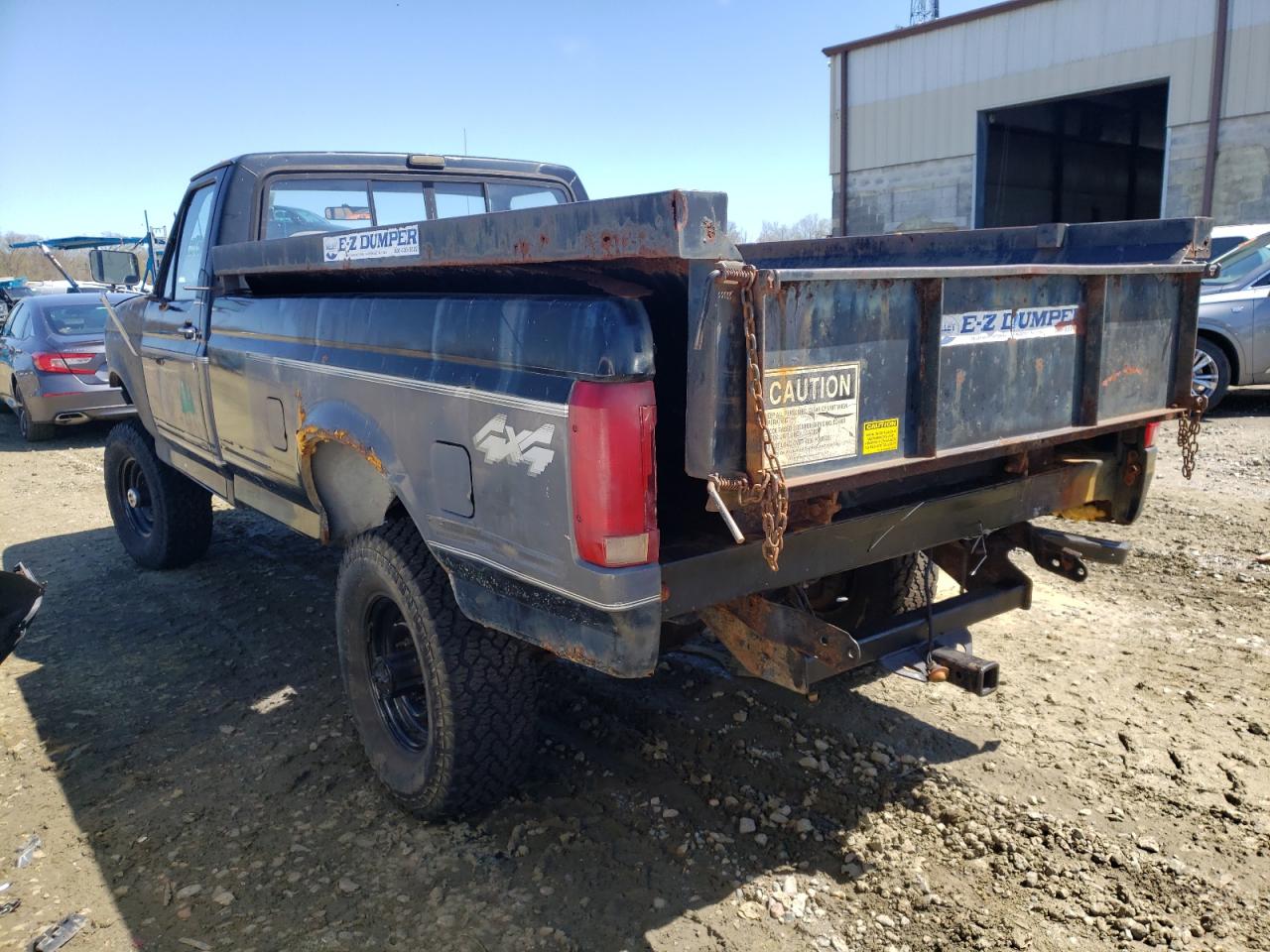 Photo 3 from auction – 1993 FORD F350 with VIN 2FTHF36M7PCA52970
