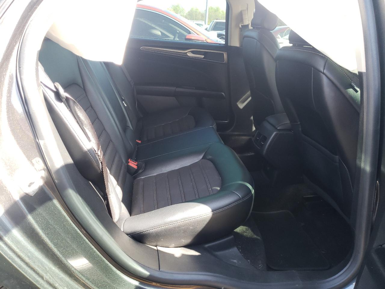 Photo 6 from auction – 2017 FORD FUSION SE with VIN 3FA6P0LUXHR387212