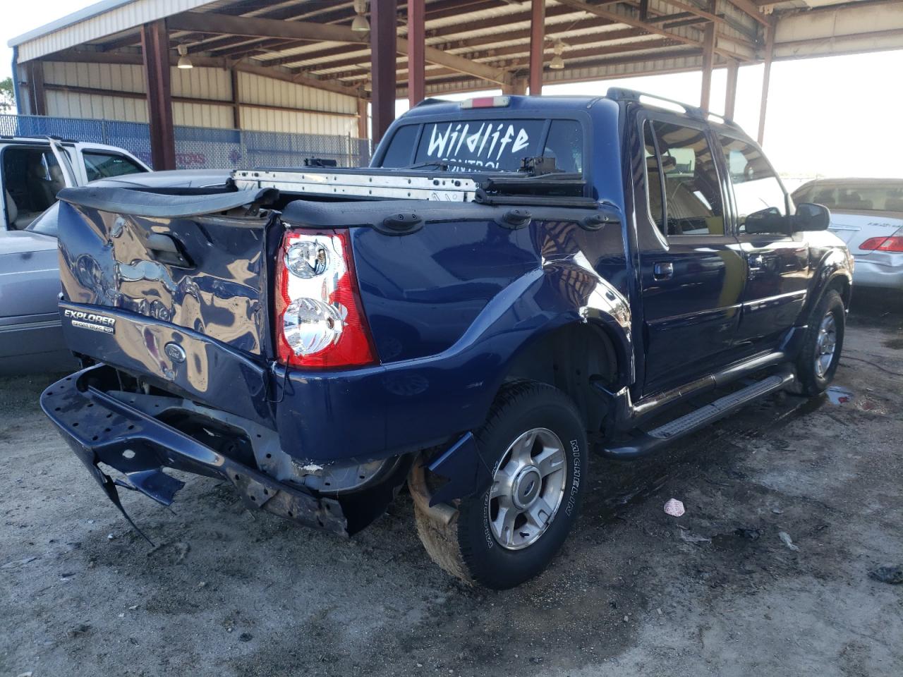 Photo 4 from auction – 2004 FORD EXPLORER S with VIN 1FMZU67K04UA61672