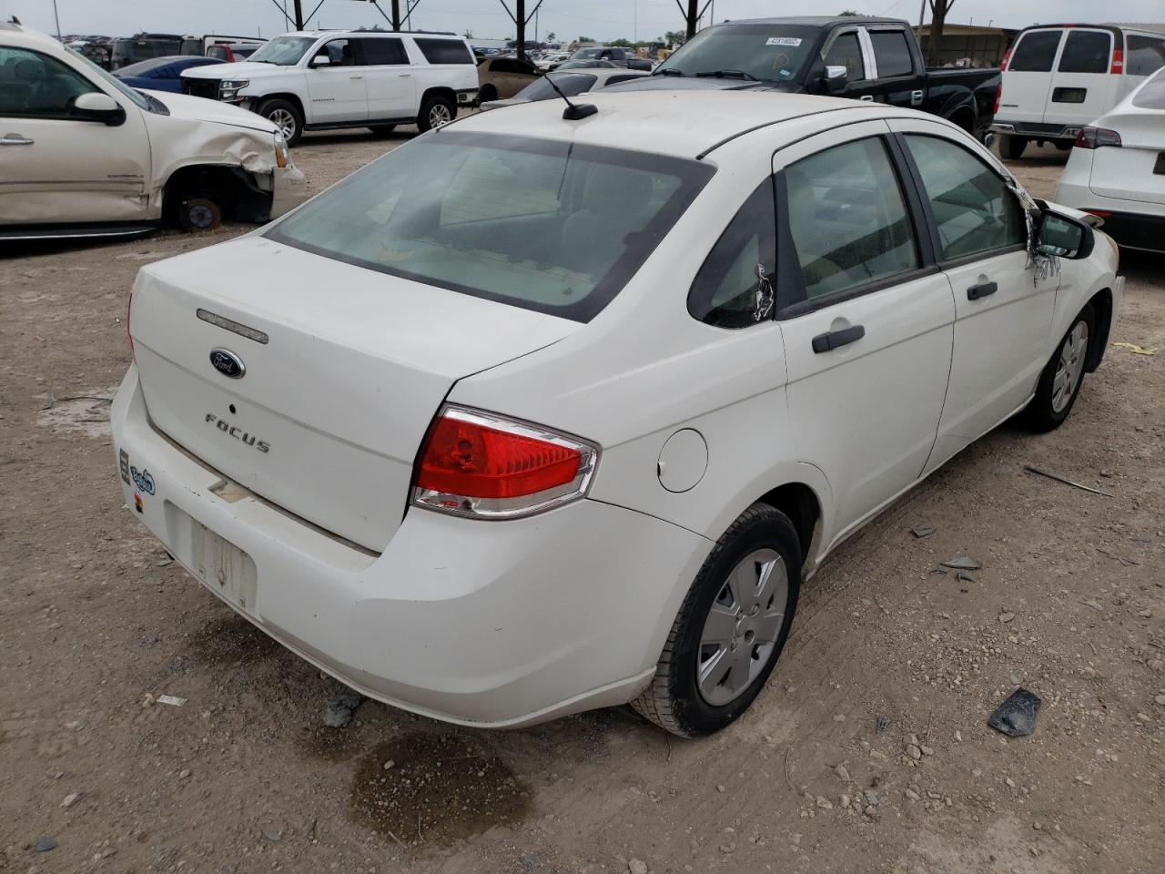 Photo 4 from auction – 2009 FORD FOCUS S with VIN 1FAHP34N99W246339