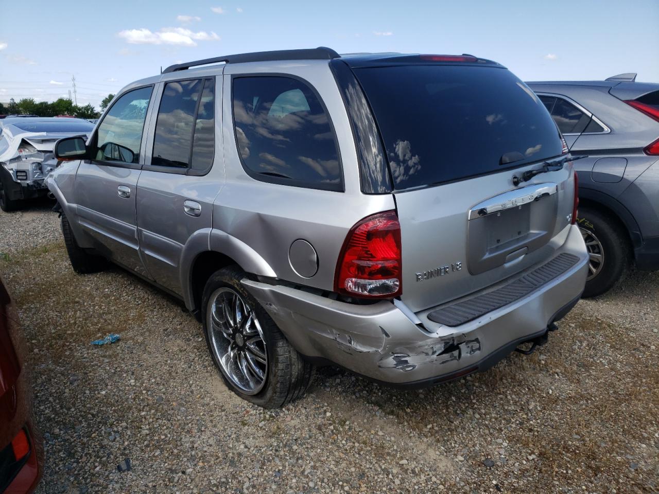 Photo 3 from auction – 2004 BUICK RAINIER CX with VIN 5GAES13P142230978