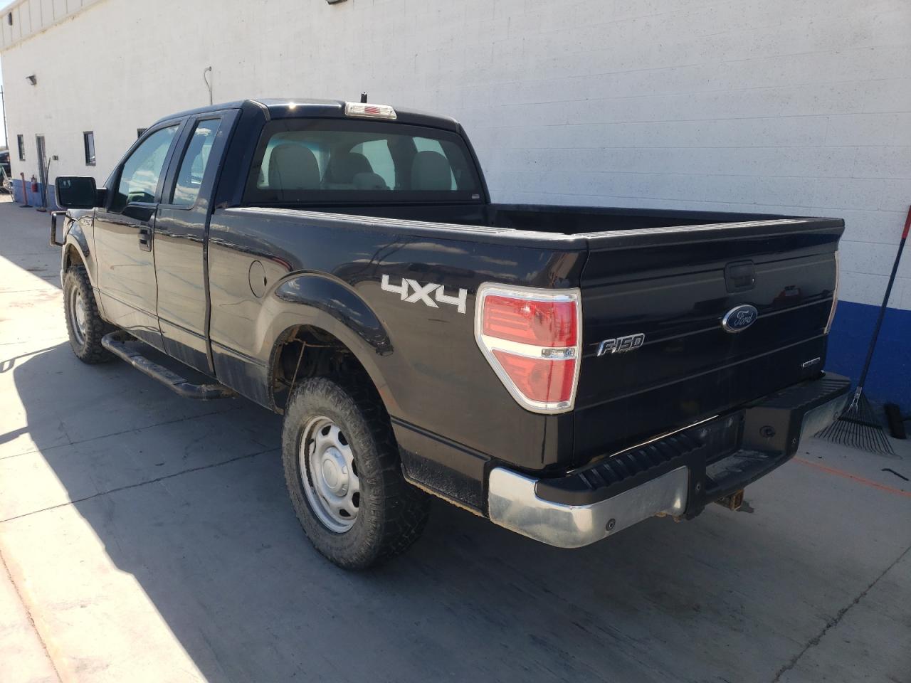 Photo 3 from auction – 2014 FORD F150 SUPER with VIN 1FTFX1EF6EKG36152