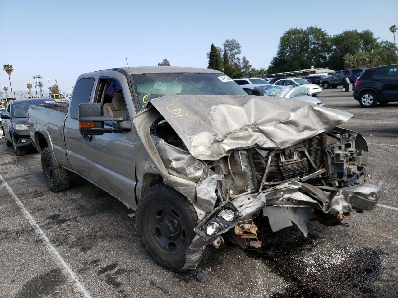 CHEVROLET SILVERADO 2003 with VIN 1GCHK29U13E170440 - Photo from auction