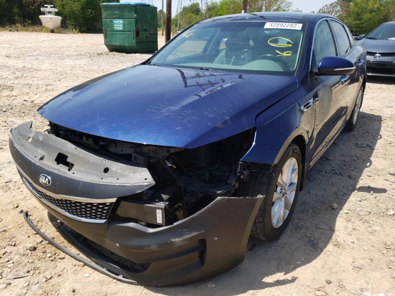 Photo 2 from auction – 2016 KIA OPTIMA EX with VIN 5XXGU4L31GG119216