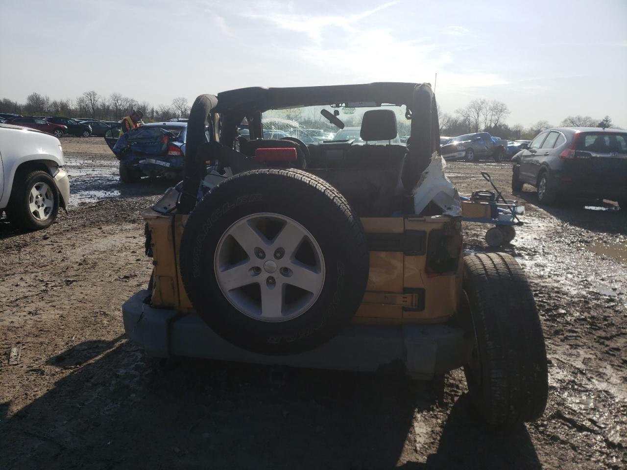 Photo 6 from auction – 2014 JEEP WRANGLER S with VIN 1C4AJWAG8EL201439