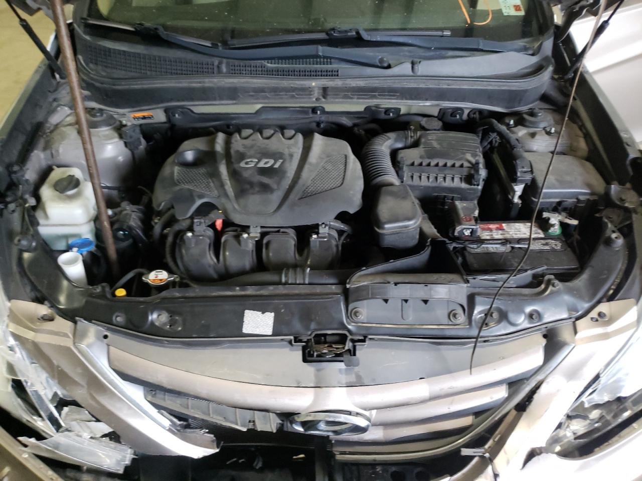 Photo 7 from auction – 2014 HYUNDAI SONATA GLS with VIN 5NPEB4AC4EH831592