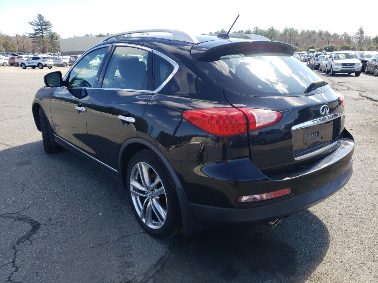 Photo 3 from auction – 2011 INFINITI EX35 BASE with VIN JN1AJ0HR6BM852873