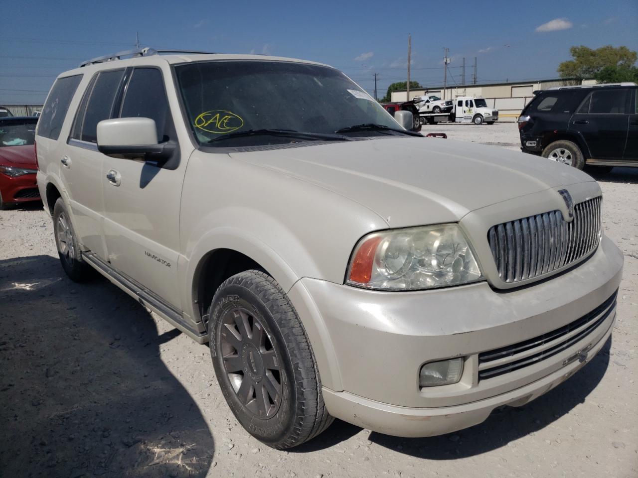 LINCOLN NAVIGATOR 2006 with VIN 5LMFU27586LJ28336 - Photo from auction