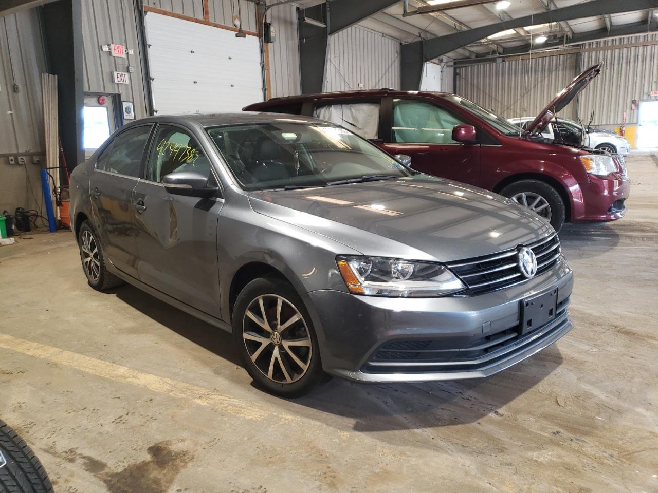 VOLKSWAGEN JETTA SE 2017 with VIN 3VWDB7AJ9HM408823 - Photo from auction