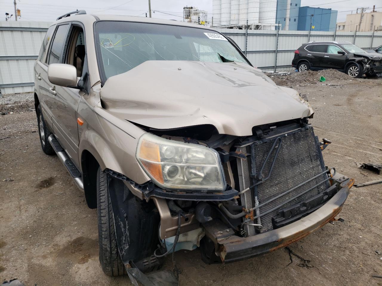 HONDA PILOT EX 2006 con VIN 5FNYF18676B008364 - Foto de la subasta