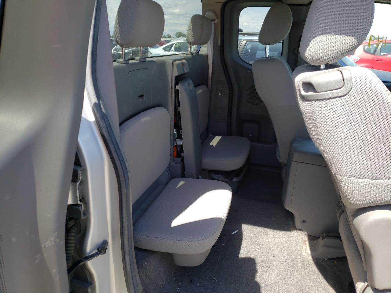 Photo 6 from auction – 2009 NISSAN FRONTIER K with VIN 1N6BD06T79C401052