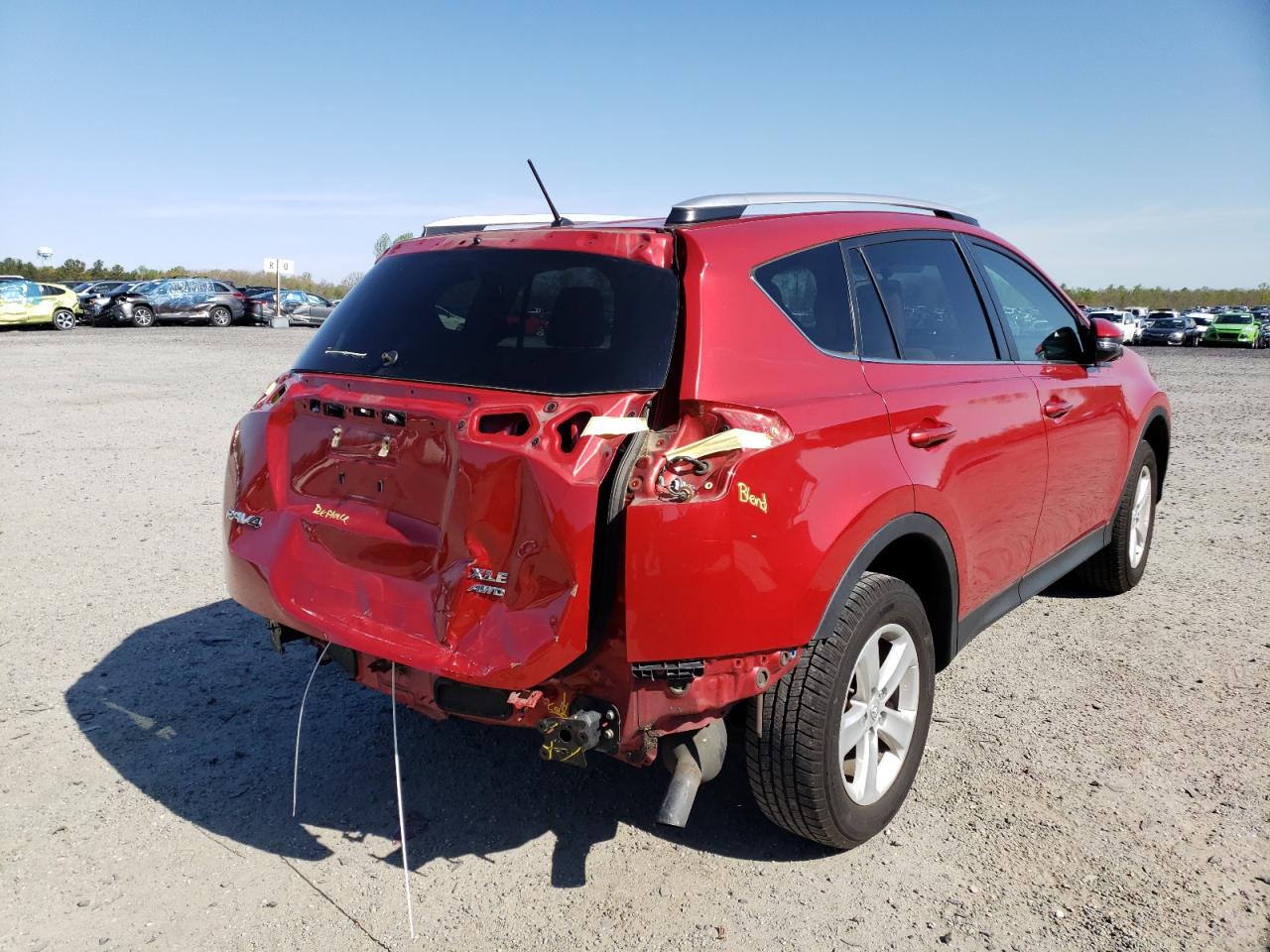 Photo 4 from auction – 2013 TOYOTA RAV4 XLE with VIN JTMRFREV3D5024901