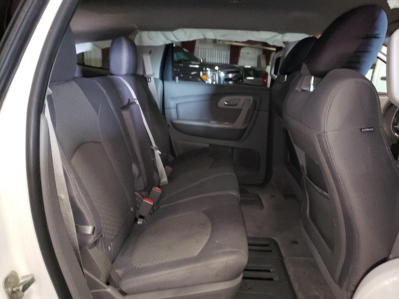 Photo 6 from auction – 2012 CHEVROLET TRAVERSE L with VIN 1GNKRFED8CJ362094