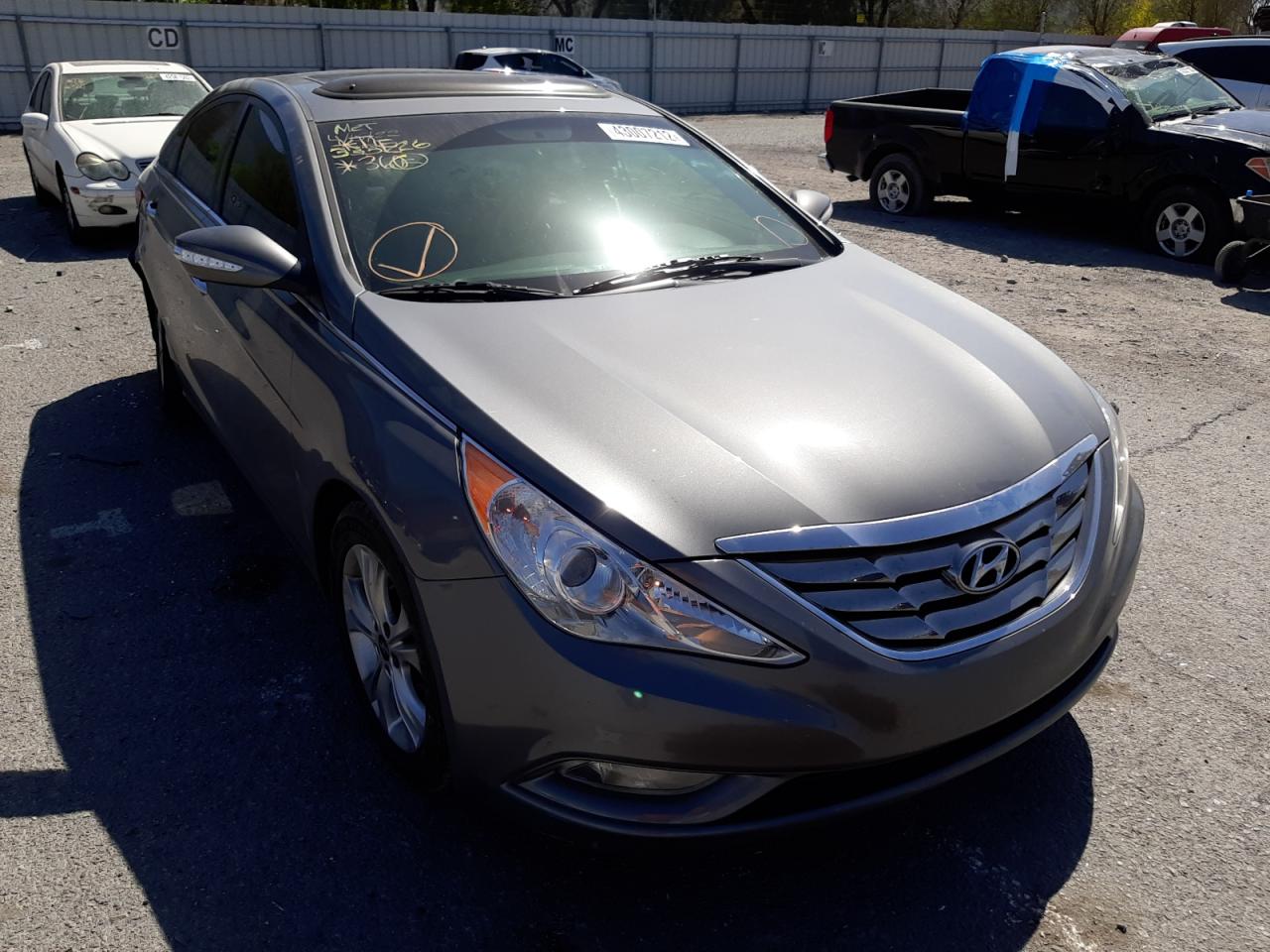 HYUNDAI SONATA SE 2013 with VIN 5NPEC4AC4DH727843 - Photo from auction