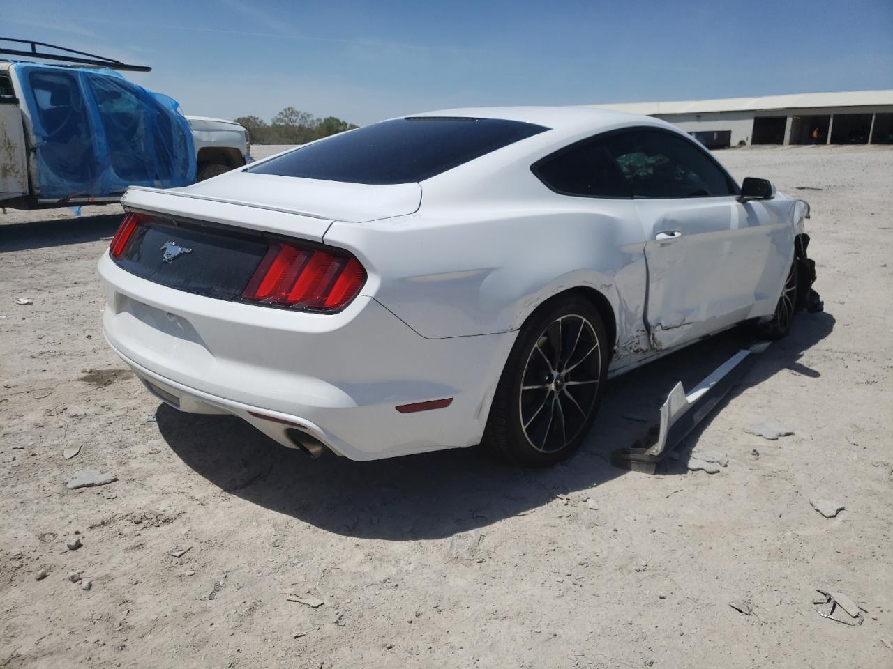 Photo 4 from auction – 2016 FORD MUSTANG with VIN 1FA6P8TH9G5260583