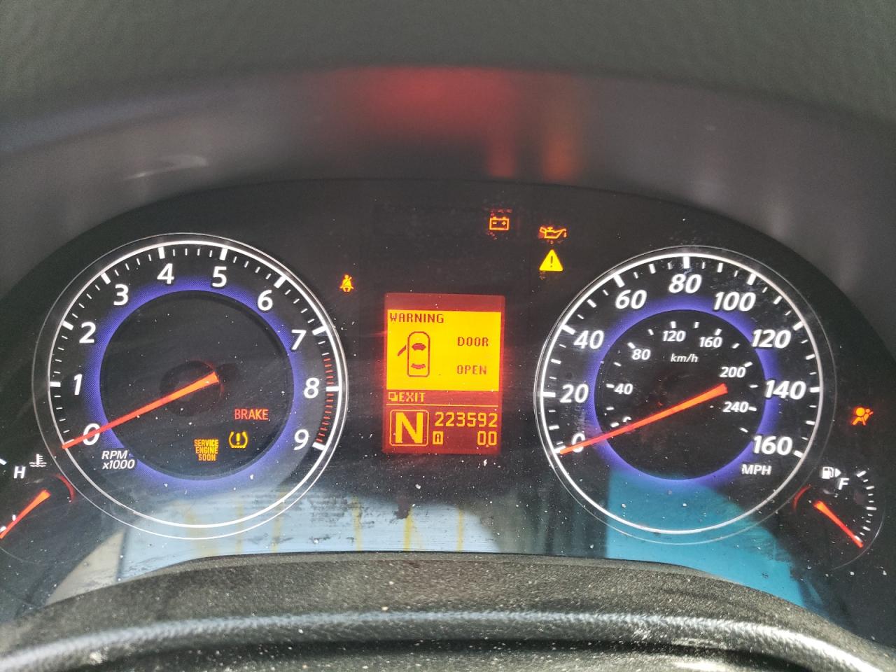 Photo 8 from auction – 2009 INFINITI G37 BASE with VIN JNKCV61E89M302457