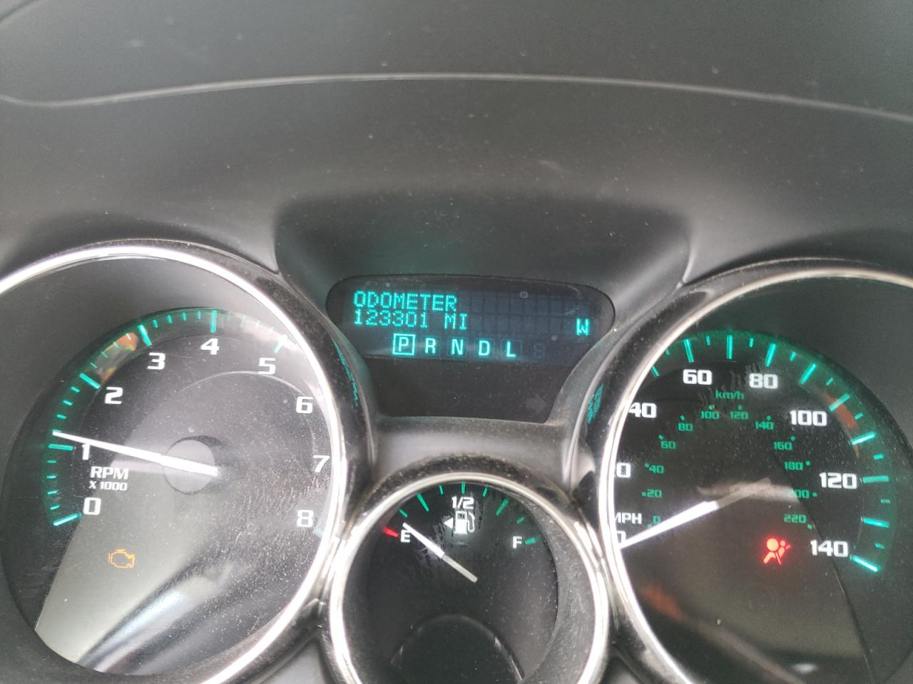 Photo 8 from auction – 2016 BUICK ENCLAVE with VIN 5GAKRAKDXGJ343473