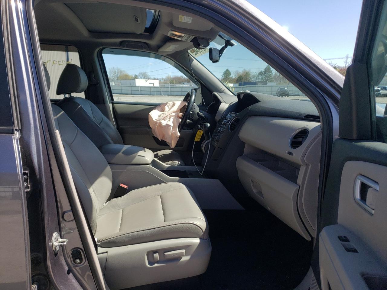 Photo 5 from auction – 2014 HONDA PILOT EXL with VIN 5FNYF4H58EB008767