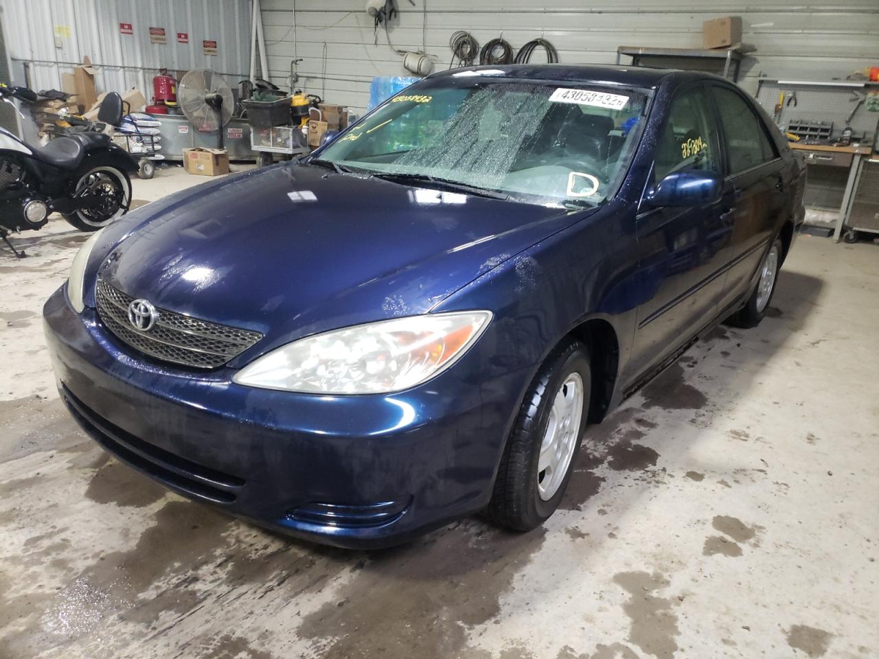 Photo 2 from auction – 2002 TOYOTA CAMRY LE with VIN 4T1BE32K22U508648
