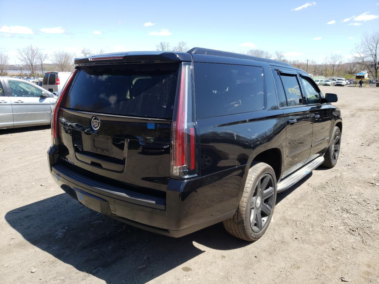 Photo 4 from auction – 2015 CADILLAC ESCALADE E with VIN 1GYS4HKJ8FR189531