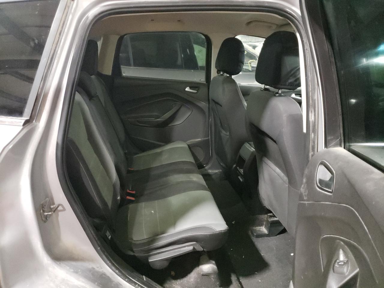 Photo 6 from auction – 2016 FORD ESCAPE with VIN 1FMCU9GX3GUB85815