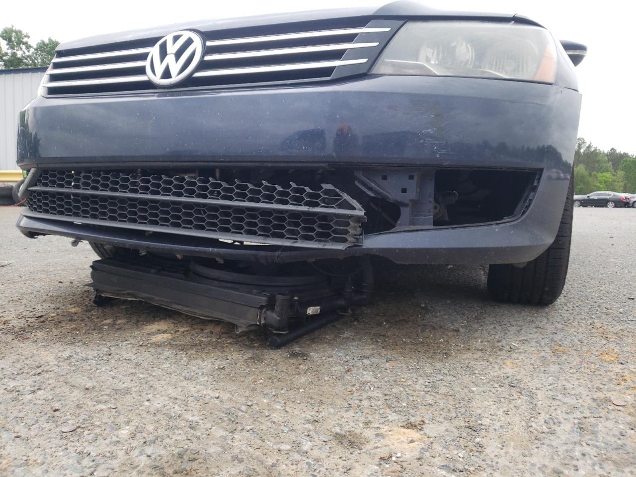 Photo 9 from auction – 2012 VOLKSWAGEN PASSAT S with VIN 1VWAH7A3XCC036017