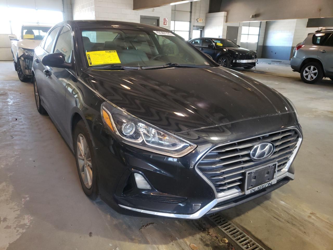 HYUNDAI SONATA SE 2018 with VIN 5NPE24AF2JH603904 - Photo from auction