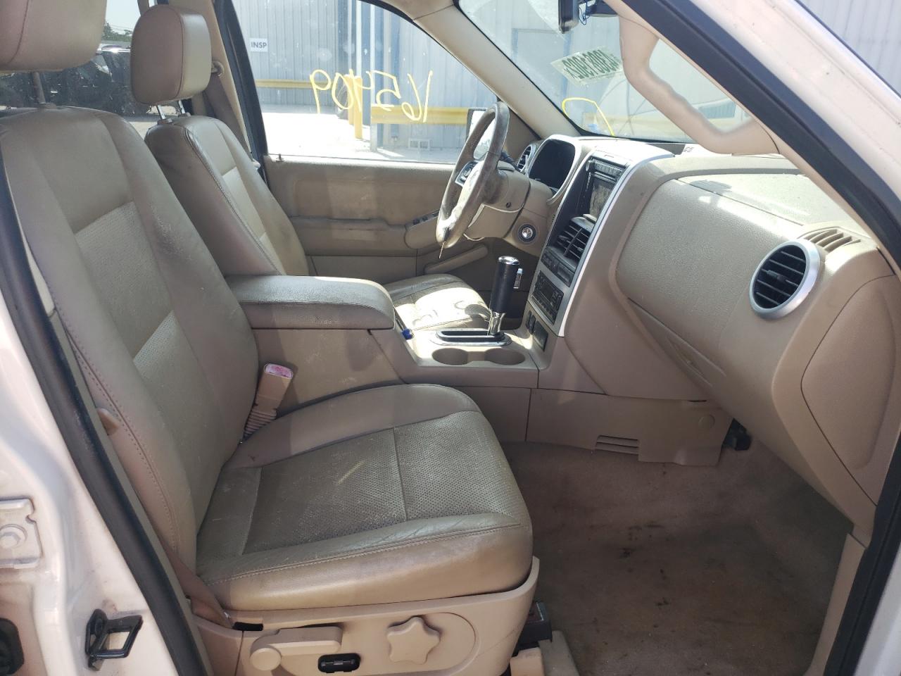 Photo 5 from auction – 2007 MERCURY MOUNTAINEE with VIN 4M2EU38E17UJ10483