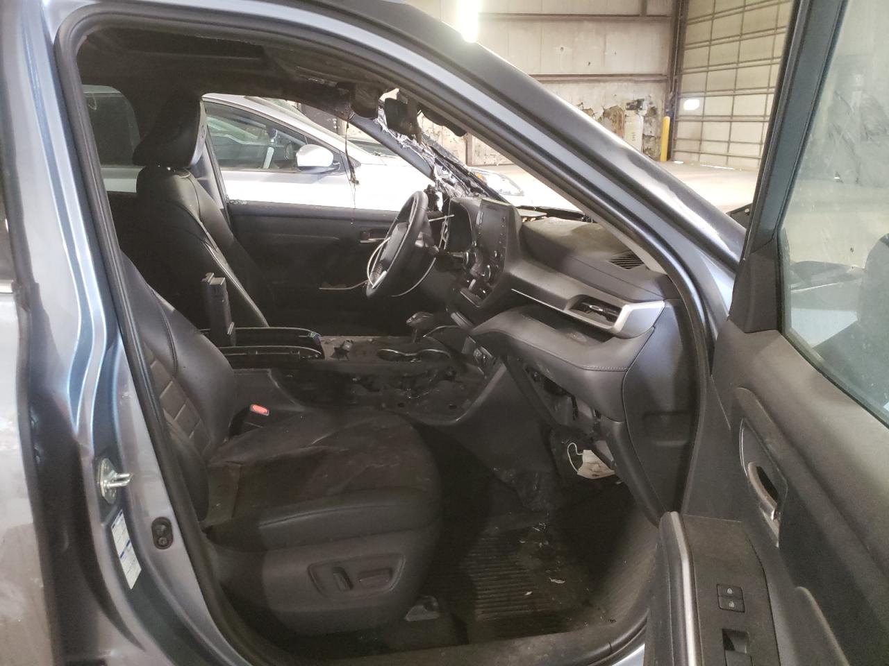 Photo 5 from auction – 2021 TOYOTA HIGHLANDER with VIN 5TDHBRCH2MS047049
