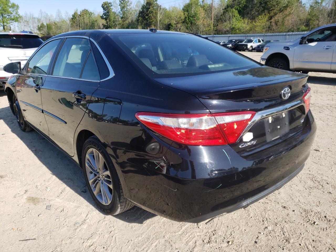 Photo 3 from auction – 2017 TOYOTA CAMRY LE with VIN 4T1BF1FK7HU772937