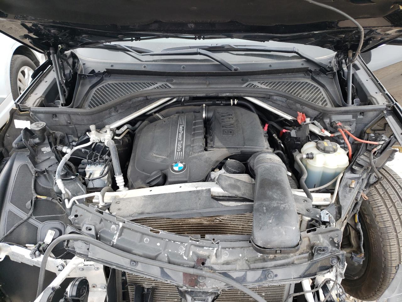 Photo 7 from auction – 2018 BMW X5 XDRIVE3 with VIN 5UXKR0C54JL077104