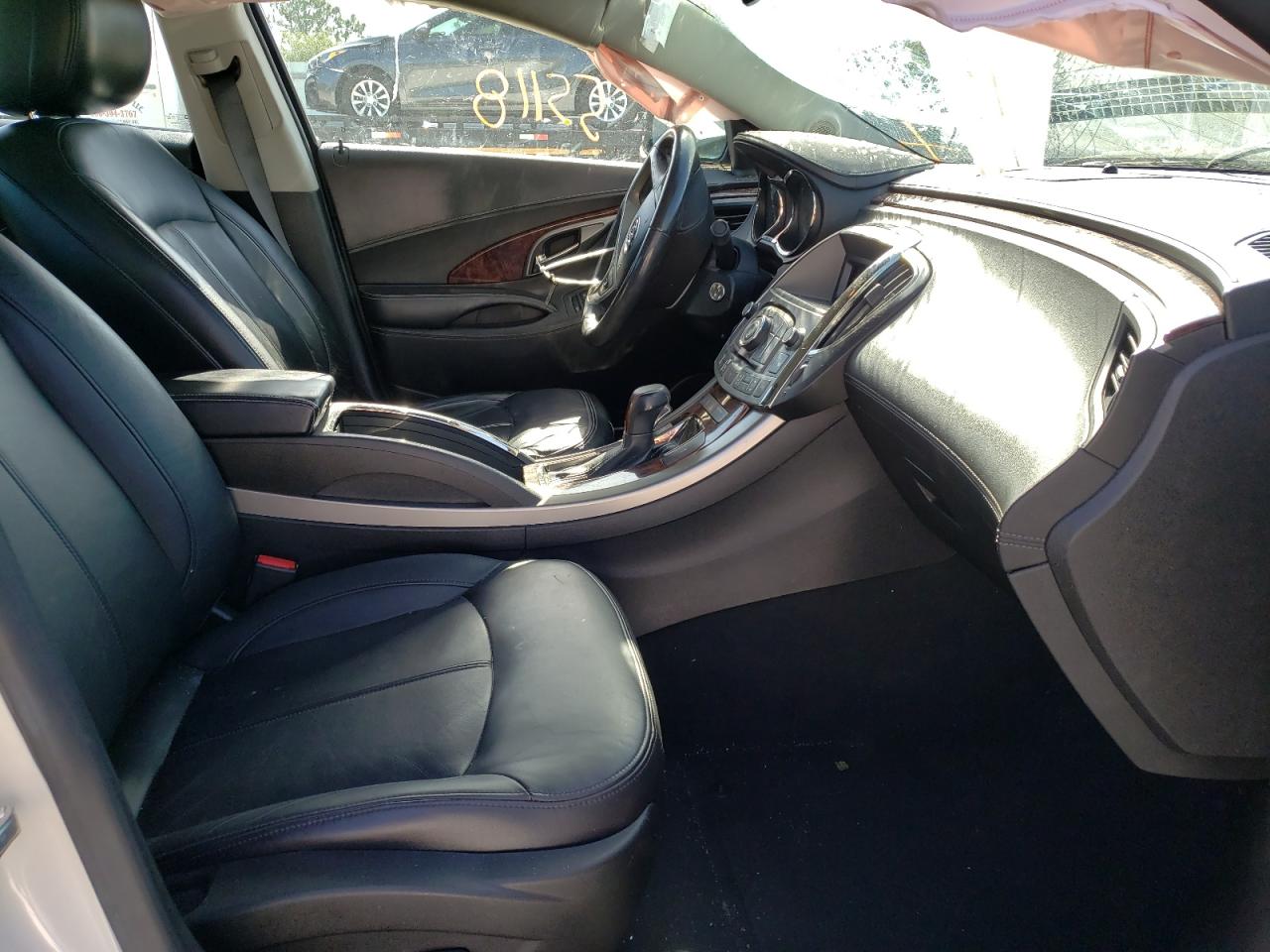 Photo 5 from auction – 2011 BUICK LACROSSE C with VIN 1G4GC5EC9BF288649
