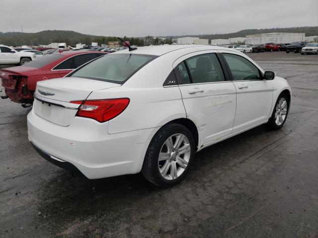 Photo 4 from auction – 2013 CHRYSLER 200 LX with VIN 1C3CCBAB0DN640139
