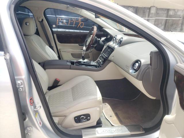 Photo 9 from auction – 2016 JAGUAR XJL SUPERC with VIN SAJWA2GE2GMV93000
