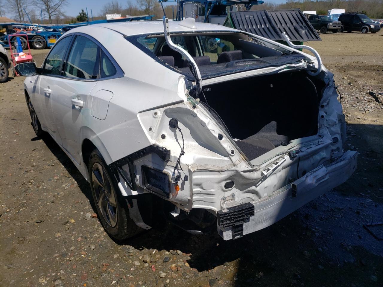 Photo 3 from auction – 2020 HONDA INSIGHT EX with VIN 19XZE4F53LE009354