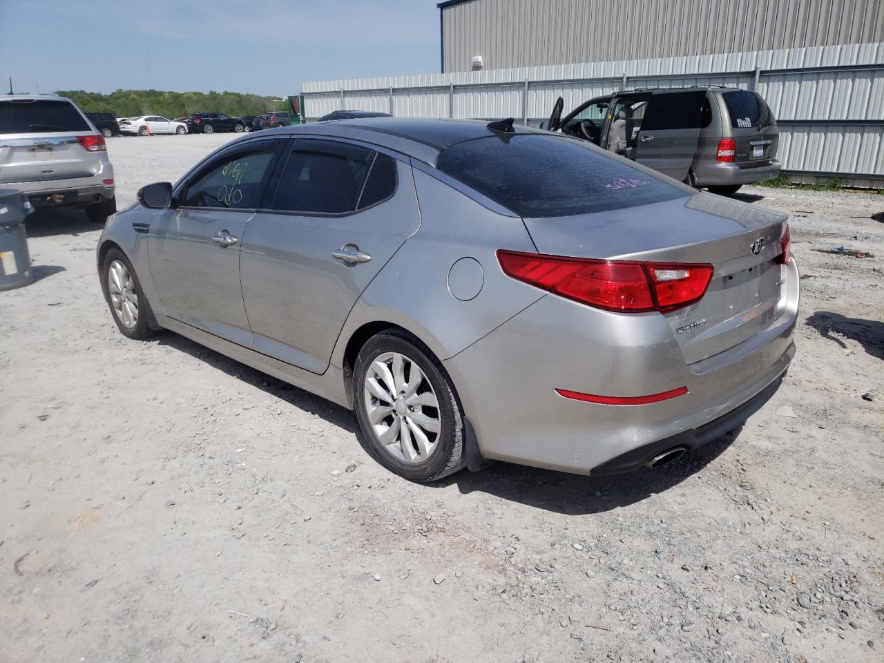 Photo 3 from auction – 2015 KIA OPTIMA EX with VIN 5XXGN4A79FG383706