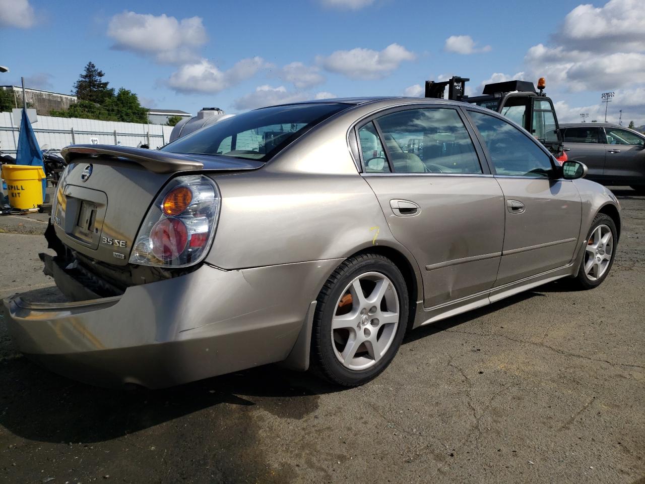 Photo 4 from auction – 2004 NISSAN ALTIMA SE with VIN 1N4BL11E04C137479
