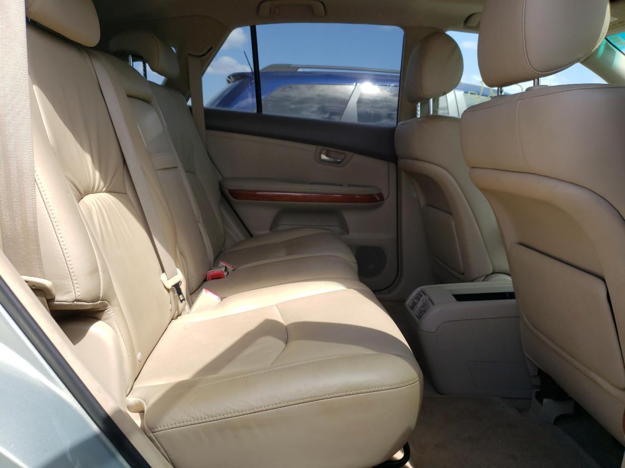 Photo 6 from auction – 2005 LEXUS RX 330 with VIN JTJGA31U550057782