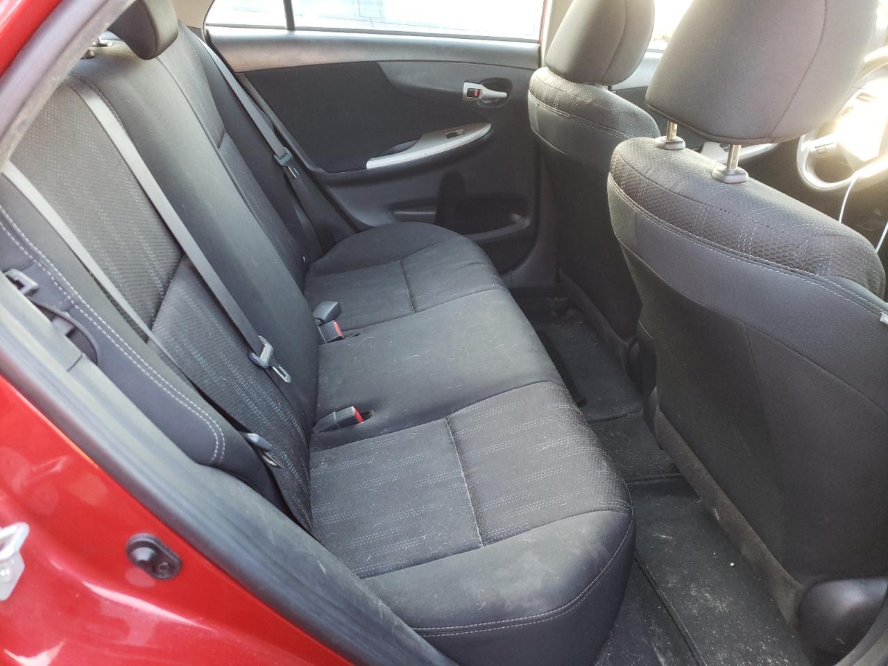 Photo 6 from auction – 2012 TOYOTA COROLLA with VIN 5YFBU4EE3CP042391