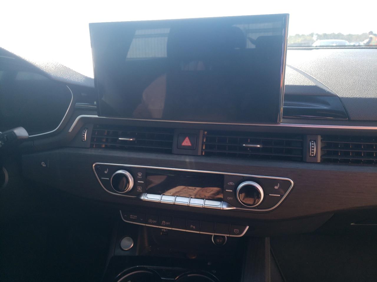 Photo 9 from auction – 2021 AUDI A5 PREMIUM with VIN WAUFACF51MA050804