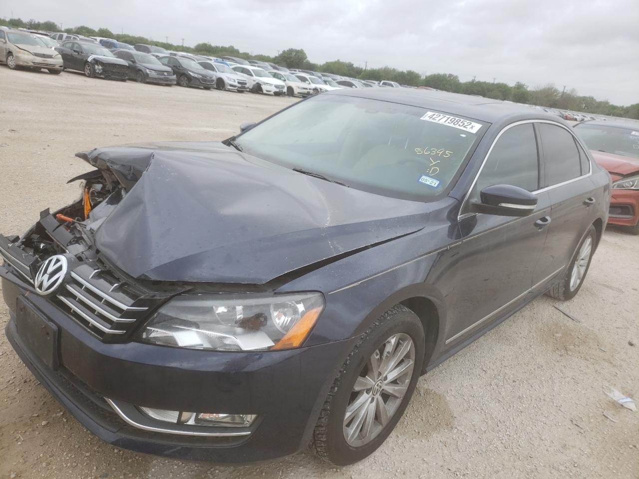 Photo 2 from auction – 2013 VOLKSWAGEN PASSAT SEL with VIN 1VWCH7A36DC067954