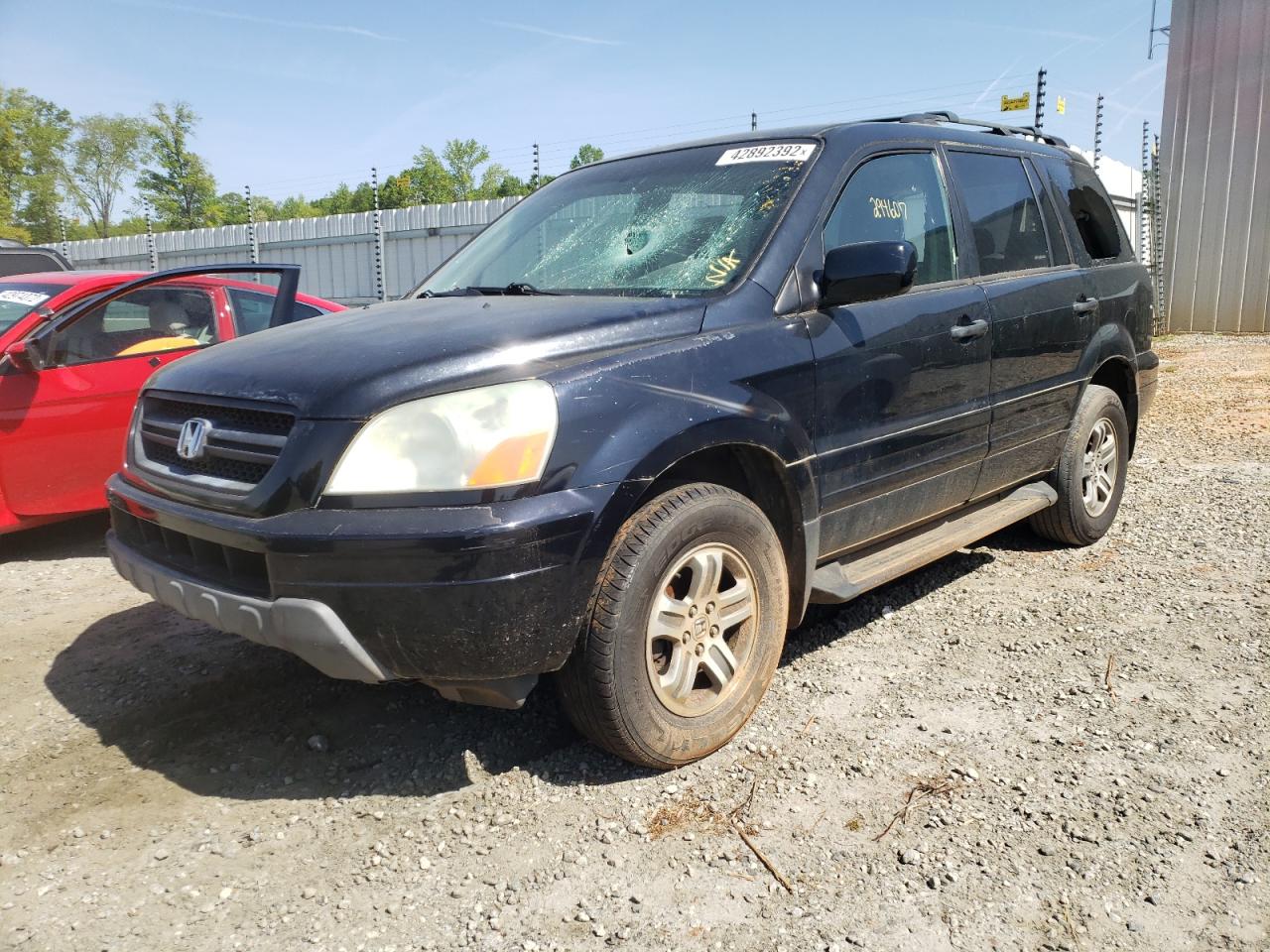 Photo 2 from auction – 2004 HONDA PILOT EXL with VIN 2HKYF18674H502643