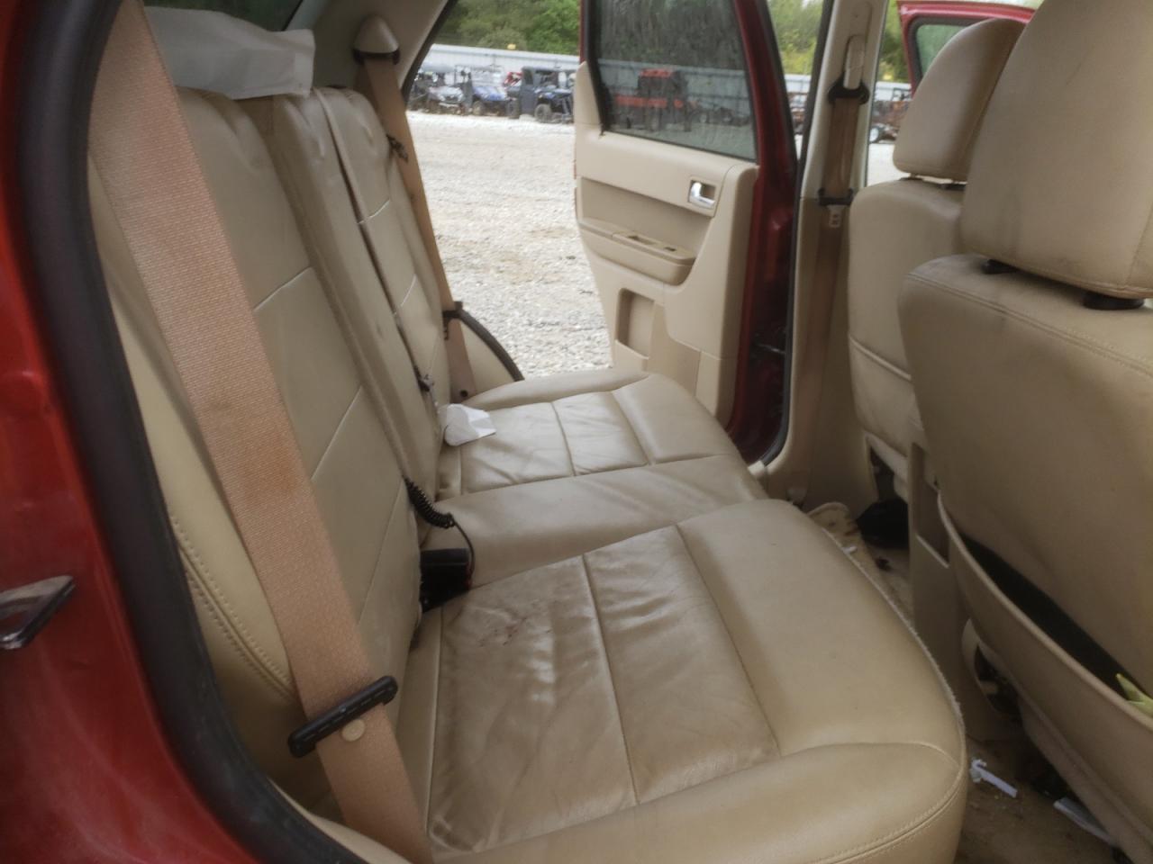 Photo 6 from auction – 2012 FORD ESCAPE LIM with VIN 1FMCU0E71CKB44331