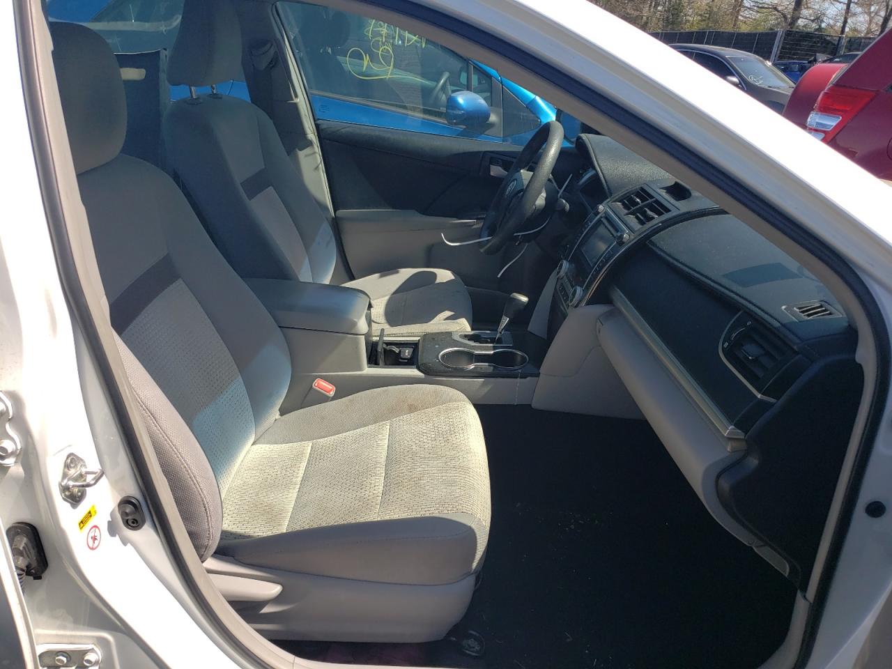 Photo 5 from auction – 2013 TOYOTA CAMRY with VIN 4T1BF1FK4DU284233