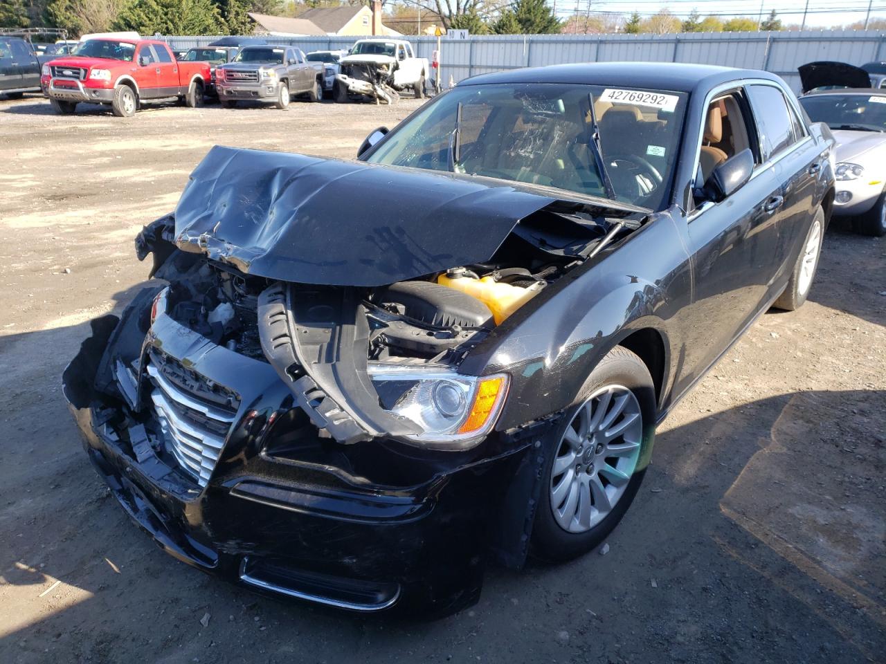 Photo 2 from auction – 2014 CHRYSLER 300 with VIN 2C3CCAAG4EH288960