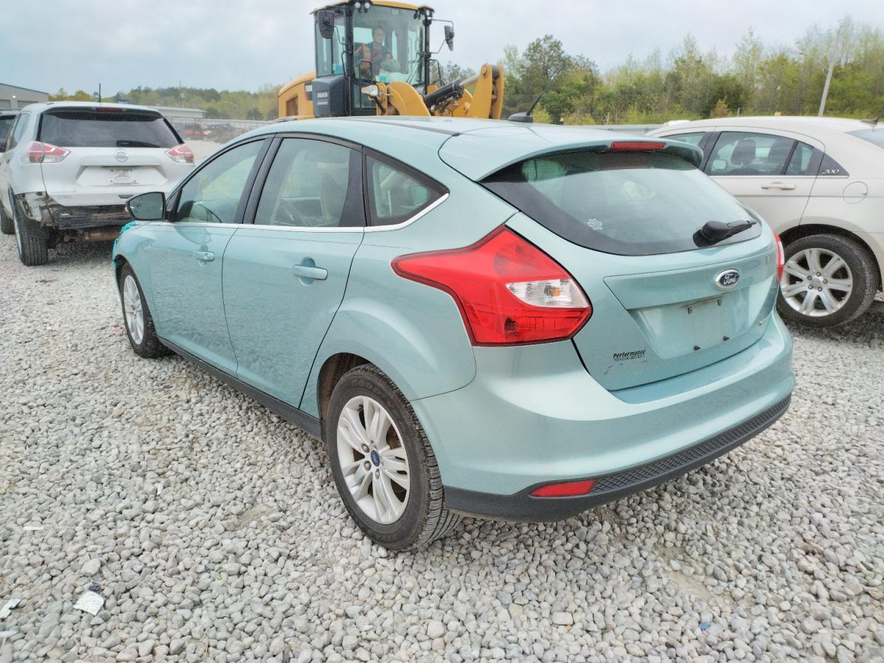 Photo 3 from auction – 2012 FORD FOCUS SEL with VIN 1FAHP3M28CL319859