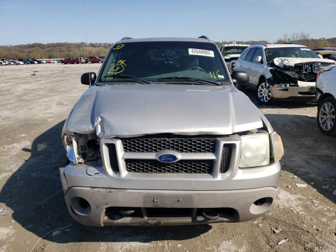 Photo 9 from auction – 2002 FORD EXPLORER S with VIN 1FMZU70E42UC93280