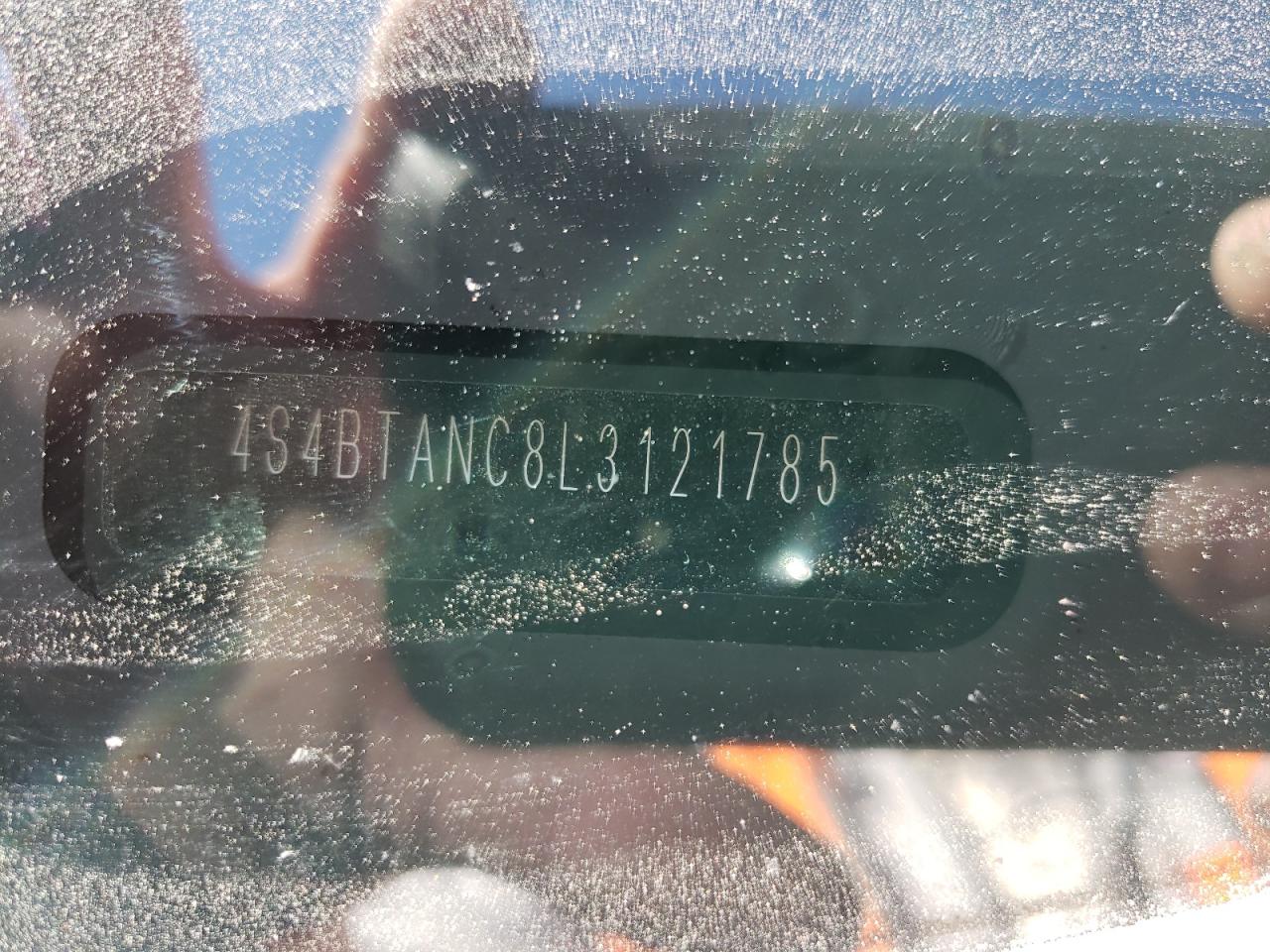 Photo 10 from auction – 2020 SUBARU OUTBACK LI with VIN 4S4BTANC8L3121785